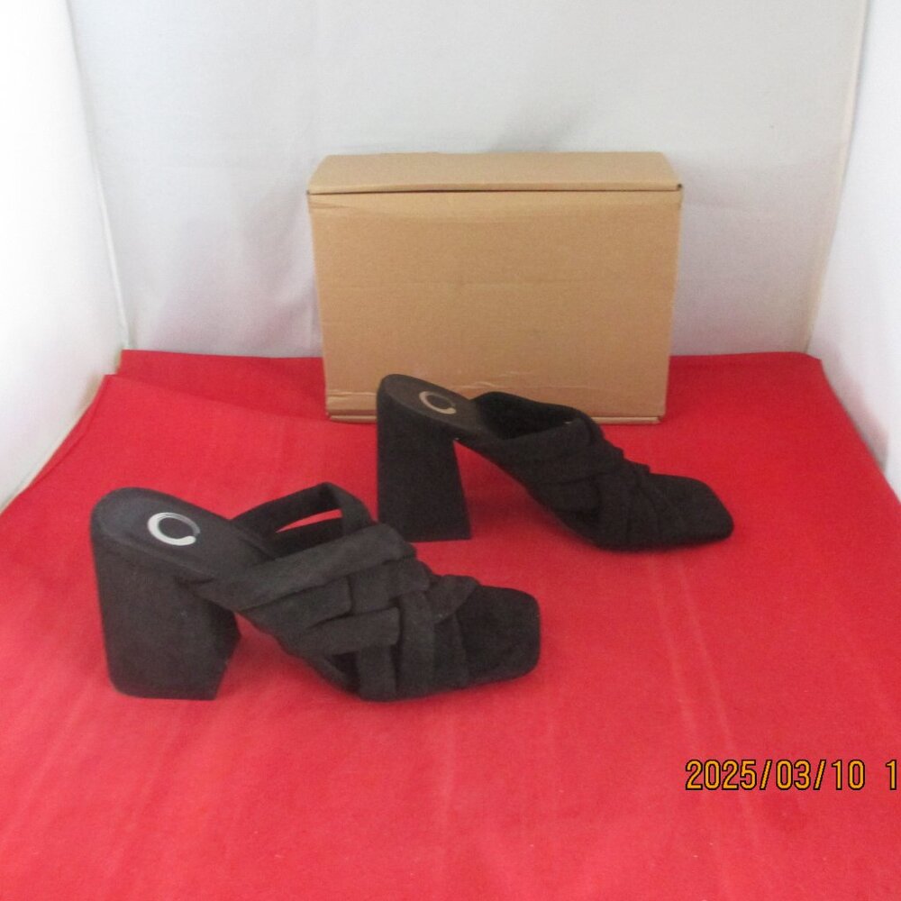 Journee Collection Dorisa Woven Block Heel Sandals $50 - US Size 8 - Black -1238
